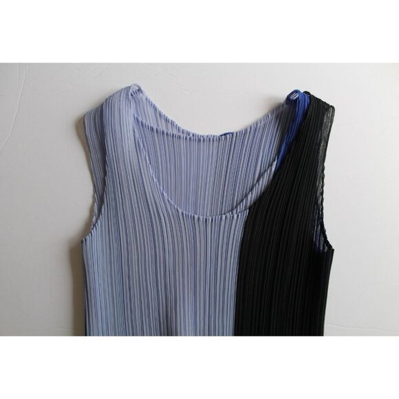Issey Miyake Sleeveless Techincal Pleated Top Size 3 Black Light Blue - Picture 6 of 7